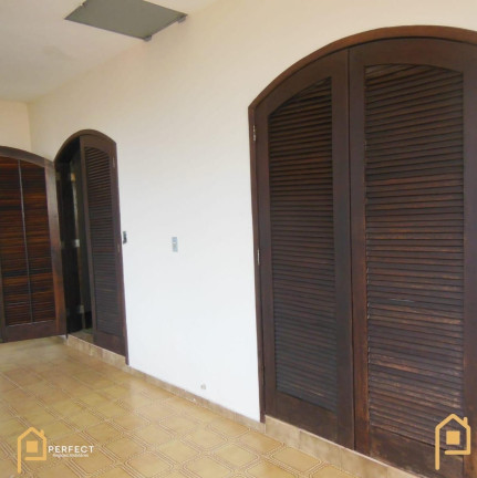 Imagem Casa com 3 Quartos à Venda, 212 m² em Centro - Taubaté Imagem Casa com 3 Quartos à Venda, 212 m² em Centro - Taubaté