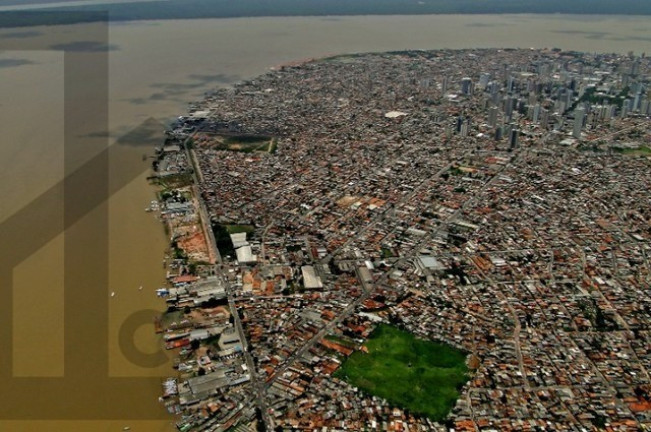 Imagem Terreno à Venda, 4.350 m² em Umarizal - Belém Imagem Terreno à Venda, 4.350 m² em Umarizal - Belém