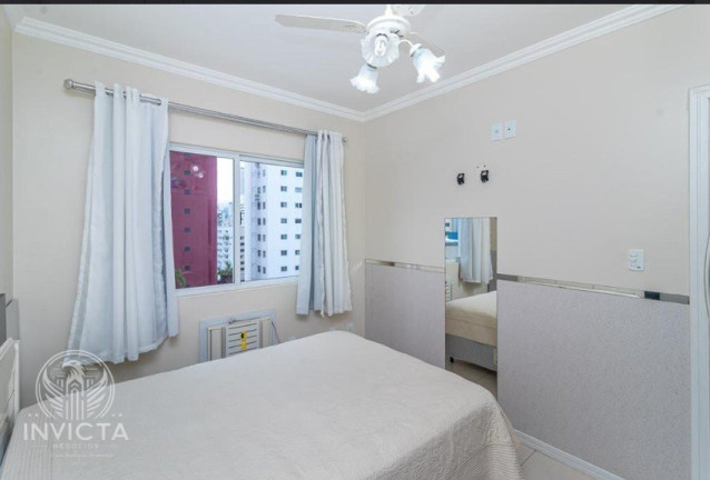 Imagem Apartamento com 2 Quartos à Venda, 135 m² em Centro - Balneário Camboriú Imagem Apartamento com 2 Quartos à Venda, 135 m² em Centro - Balneário Camboriú