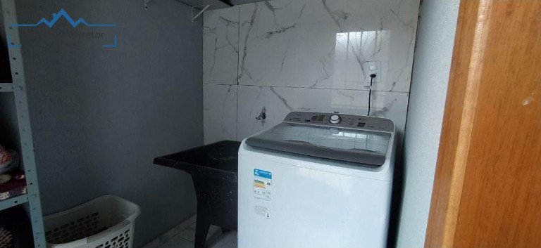 Imagem Imóvel com 3 Quartos à Venda, 300 m² em Vila Pioneira Imagem Imóvel com 3 Quartos à Venda, 300 m² em Vila Pioneira