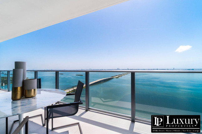 Imagem Apartamento com 3 Quartos à Venda, 200 m² em Miami Design District - Miami Imagem Apartamento com 3 Quartos à Venda, 200 m² em Miami Design District - Miami