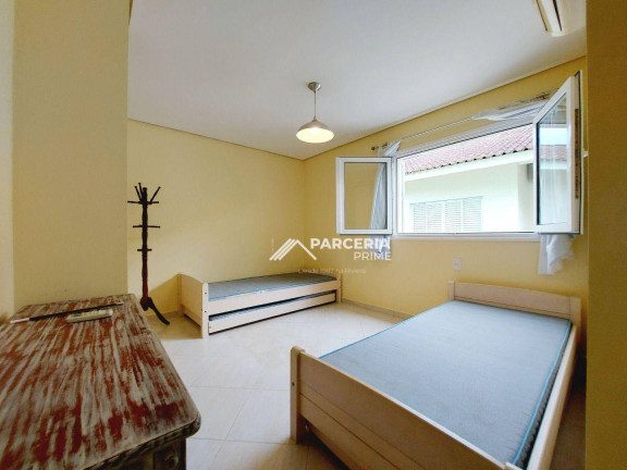 Imagem Casa com 6 Quartos à Venda, 453 m² em Riviera Módulo 3 - Bertioga Imagem Casa com 6 Quartos à Venda, 453 m² em Riviera Módulo 3 - Bertioga