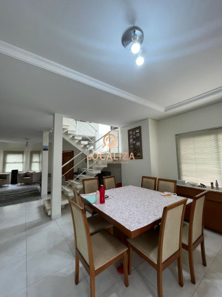 Imagem Casa com 3 Quartos à Venda, 430 m² em Loteamento Villa Branca - Jacareí Imagem Casa com 3 Quartos à Venda, 430 m² em Loteamento Villa Branca - Jacareí