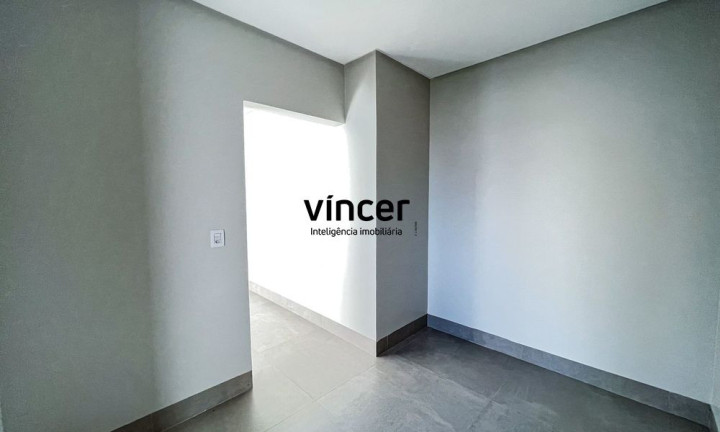 Imagem Casa com 4 Quartos à Venda, 245 m² em Residencial Goiânia Golfe Clube - Goiânia Imagem Casa com 4 Quartos à Venda, 245 m² em Residencial Goiânia Golfe Clube - Goiânia