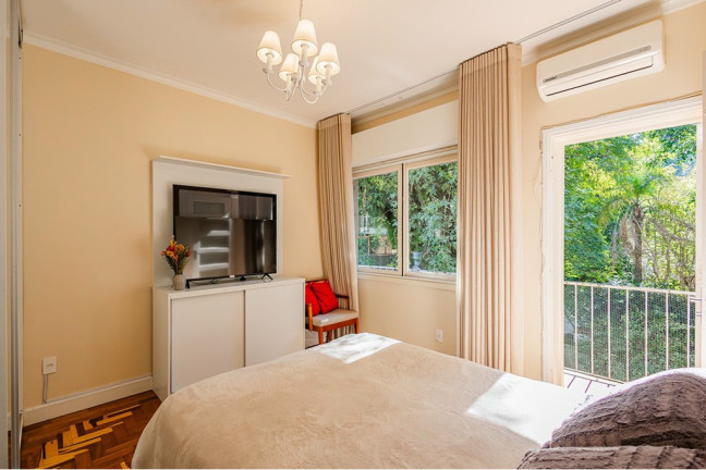 Imagem Apartamento com 2 Quartos à Venda, 91 m² em Petrópolis - Porto Alegre Imagem Apartamento com 2 Quartos à Venda, 91 m² em Petrópolis - Porto Alegre