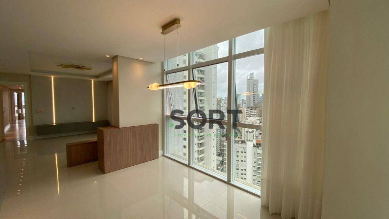 Imagem Apartamento com 4 Quartos para Alugar, 144 m² em Centro - Balneário Camboriú