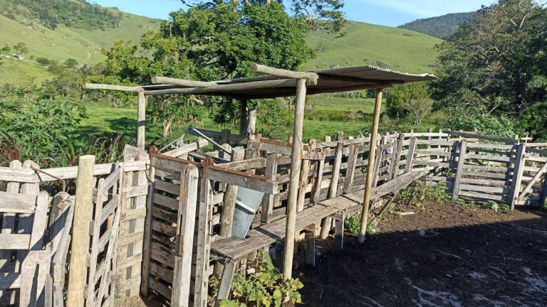 Imagem Fazenda à Venda, 100 m² em Espírito Santo - Paraibuna Imagem Fazenda à Venda, 100 m² em Espírito Santo - Paraibuna