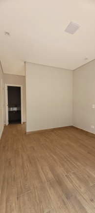 Imagem Sobrado com 3 Quartos à Venda, 120 m² em Villas Do Jaguari - Santana De Parnaíba Imagem Sobrado com 3 Quartos à Venda, 120 m² em Villas Do Jaguari - Santana De Parnaíba