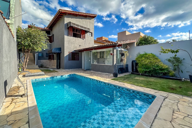 Imagem Casa com 5 Quartos à Venda, 239 m² em Jardim Santa Bárbara - Atibaia Imagem Casa com 5 Quartos à Venda, 239 m² em Jardim Santa Bárbara - Atibaia