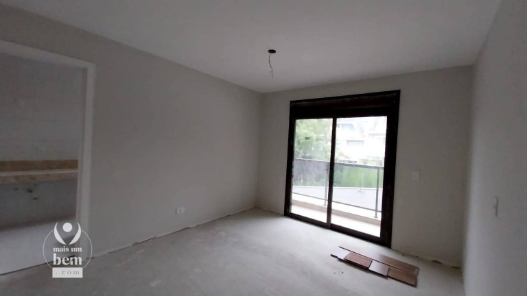 Imagem Sobrado com 3 Quartos à Venda, 166 m² em Bom Retiro - Curitiba