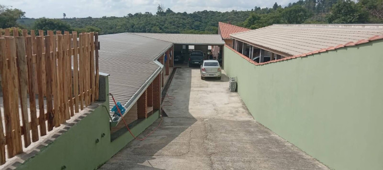 Casa com 3 Quartos à Venda, 750 m² em Figueiras - Alumínio