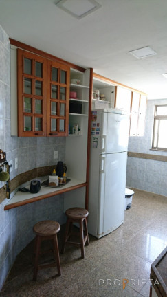Imagem Apartamento com 4 Quartos à Venda, 206 m² em Jardim Peró - Cabo Frio