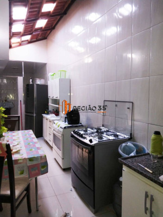Imagem Casa com 2 Quartos à Venda, 180 m² em Jardim Santa Rosália - Poços De Caldas Imagem Casa com 2 Quartos à Venda, 180 m² em Jardim Santa Rosália - Poços De Caldas