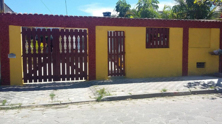 Casa com 4 Quartos à Venda, 250 m² em Jardim Marabá - Mongaguá