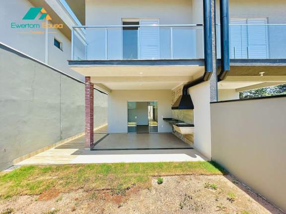 Imagem Sobrado com 3 Quartos à Venda, 120 m² em Jardim Maristela - Atibaia Imagem Sobrado com 3 Quartos à Venda, 120 m² em Jardim Maristela - Atibaia