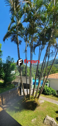 Imagem Casa com 5 Quartos à Venda, 535 m² em Itacorubi - Florianópolis