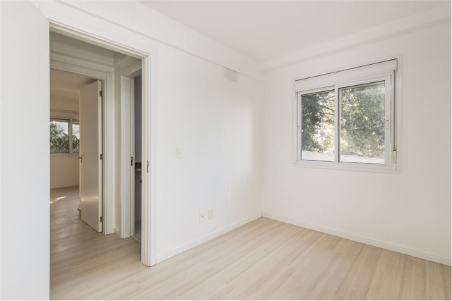 Imagem Imóvel com 2 Quartos à Venda, em Passo Da Areia - Porto Alegre Imagem Imóvel com 2 Quartos à Venda, em Passo Da Areia - Porto Alegre