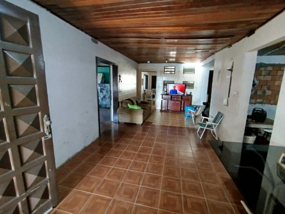 Imagem Casa com 7 Quartos à Venda, 360 m² em Centro - Balneário Pinhal Imagem Casa com 7 Quartos à Venda, 360 m² em Centro - Balneário Pinhal