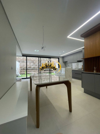 Imagem Casa de Condomínio com 3 Quartos à Venda, 152 m² em Alphaville - Santana De Parnaíba Imagem Casa de Condomínio com 3 Quartos à Venda, 152 m² em Alphaville - Santana De Parnaíba