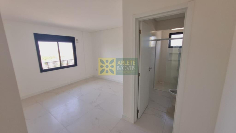 Imagem Apartamento com 3 Quartos à Venda, 130 m² em Balneário Perequê - Porto Belo Imagem Apartamento com 3 Quartos à Venda, 130 m² em Balneário Perequê - Porto Belo