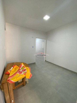 Kitnet com 1 Quarto à Venda, 33 m² em Boqueirão - Praia Grande