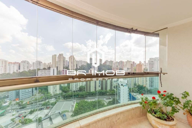 Imagem Imóvel com 4 Quartos à Venda, 228 m² em Vila Andrade - São Paulo Imagem Imóvel com 4 Quartos à Venda, 228 m² em Vila Andrade - São Paulo