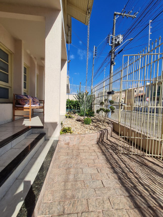 Imagem Casa com 4 Quartos à Venda, 252 m² em Centro - Balneário Camboriú Imagem Casa com 4 Quartos à Venda, 252 m² em Centro - Balneário Camboriú