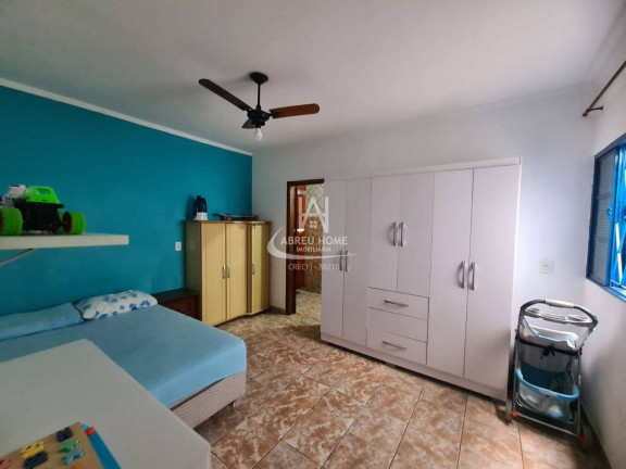 Imagem Casa com 3 Quartos à Venda, 180 m² Imagem Casa com 3 Quartos à Venda, 180 m²