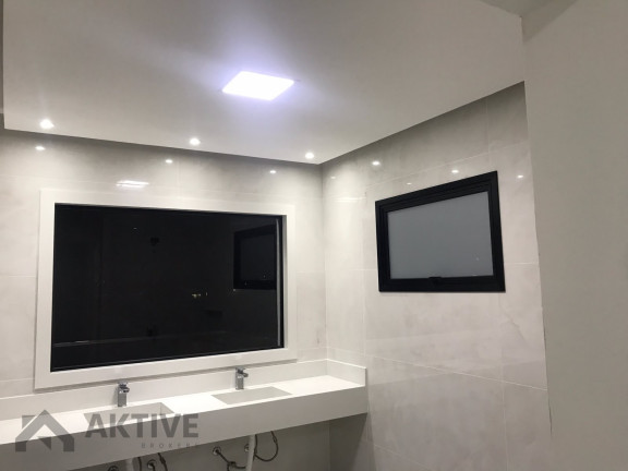 Imagem Casa de Condomínio com 3 Quartos à Venda, 224 m² em Suru - Santana De Parnaíba Imagem Casa de Condomínio com 3 Quartos à Venda, 224 m² em Suru - Santana De Parnaíba