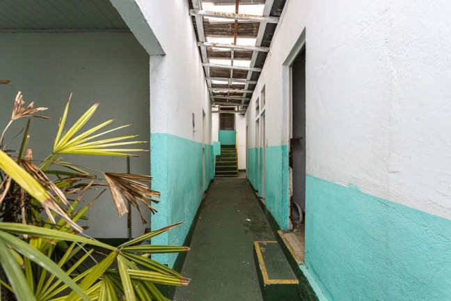 Imagem Casa com 7 Quartos à Venda, 375 m² em Jardim D’abril - São Paulo Imagem Casa com 7 Quartos à Venda, 375 m² em Jardim D’abril - São Paulo