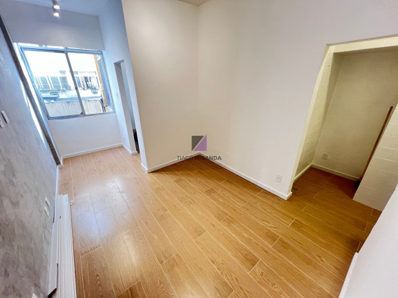Imagem Imóvel com 1 Quarto à Venda, 38 m² em Copacabana - Rio De Janeiro Imagem Imóvel com 1 Quarto à Venda, 38 m² em Copacabana - Rio De Janeiro
