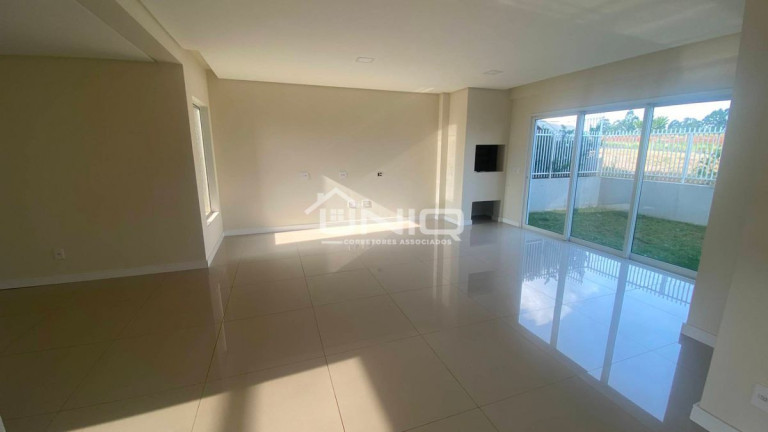 Imagem Casa com 3 Quartos à Venda, 190 m² em Fraron - Pato Branco Imagem Casa com 3 Quartos à Venda, 190 m² em Fraron - Pato Branco