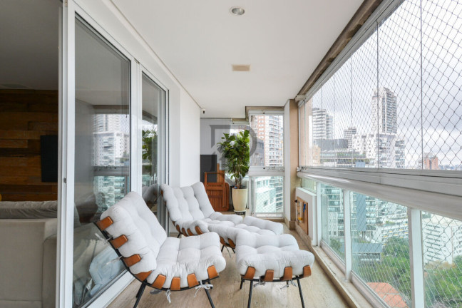 Imagem Apartamento com 3 Quartos à Venda, 191 m² em Vila Madalena - São Paulo Imagem Apartamento com 3 Quartos à Venda, 191 m² em Vila Madalena - São Paulo