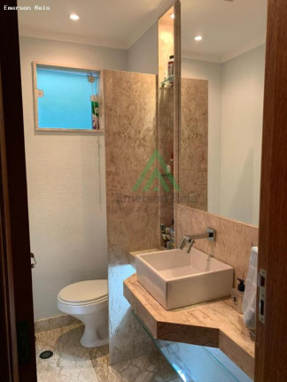 Imagem Sobrado com 4 Quartos à Venda, 160 m² em Vila Sônia - São Paulo Imagem Sobrado com 4 Quartos à Venda, 160 m² em Vila Sônia - São Paulo