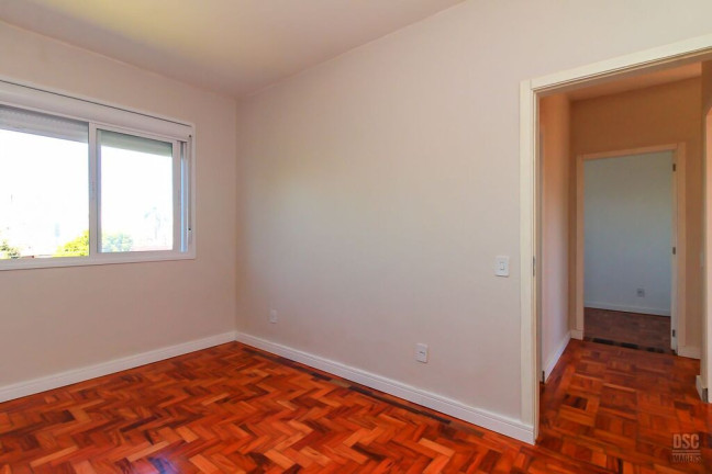 Imagem Apartamento com 3 Quartos à Venda, 67 m² em Cristal - Porto Alegre Imagem Apartamento com 3 Quartos à Venda, 67 m² em Cristal - Porto Alegre