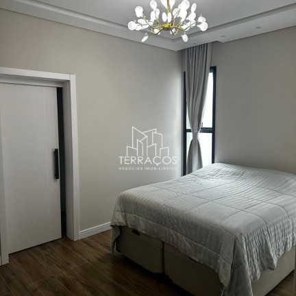 Imagem Imóvel com 3 Quartos à Venda, 226 m² em Jardim Das Samambaias - Jundiaí Imagem Imóvel com 3 Quartos à Venda, 226 m² em Jardim Das Samambaias - Jundiaí