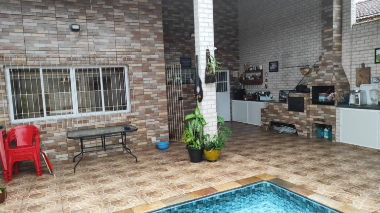 Imagem Casa com 2 Quartos à Venda, 260 m² em Mirim - Praia Grande Imagem Casa com 2 Quartos à Venda, 260 m² em Mirim - Praia Grande