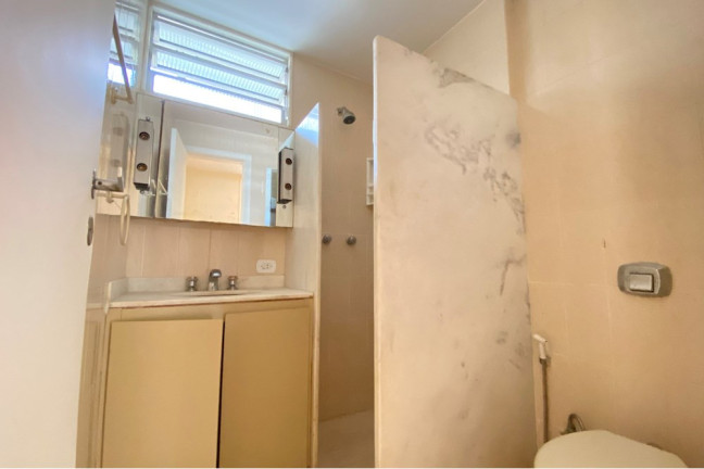 Imagem Apartamento com 3 Quartos à Venda, 136 m² em Copacabana - Rio De Janeiro Imagem Apartamento com 3 Quartos à Venda, 136 m² em Copacabana - Rio De Janeiro