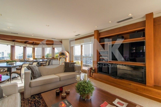 Imagem Imóvel com 5 Quartos à Venda, 757 m² em Bela Vista - Porto Alegre Imagem Imóvel com 5 Quartos à Venda, 757 m² em Bela Vista - Porto Alegre