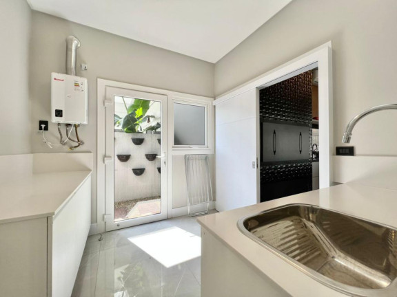 Imagem Casa com 4 Quartos à Venda, 350 m² em Morada Do Sol - Capao Da Canoa Imagem Casa com 4 Quartos à Venda, 350 m² em Morada Do Sol - Capao Da Canoa