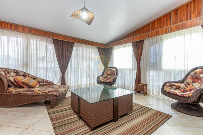 Imagem Casa com 5 Quartos à Venda, em Municípios - Balneário Camboriú Imagem Casa com 5 Quartos à Venda, em Municípios - Balneário Camboriú