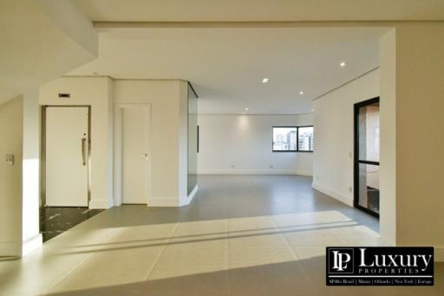 Imagem Cobertura com 4 Quartos à Venda, 365 m² em São Paulo