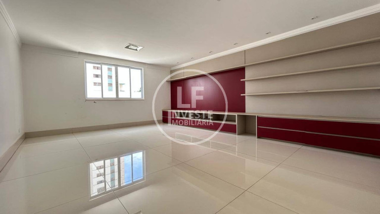 Imagem Sobrado com 8 Quartos à Venda, 700 m² em Setor Bueno - Goiânia Imagem Sobrado com 8 Quartos à Venda, 700 m² em Setor Bueno - Goiânia
