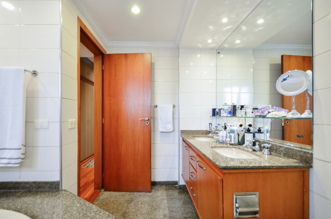 Imagem Apartamento com 4 Quartos à Venda, 226 m² em Morumbi - São Paulo Imagem Apartamento com 4 Quartos à Venda, 226 m² em Morumbi - São Paulo