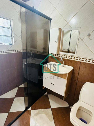 Imagem Sobrado com 3 Quartos à Venda, 300 m² em Cidade Líder - São Paulo