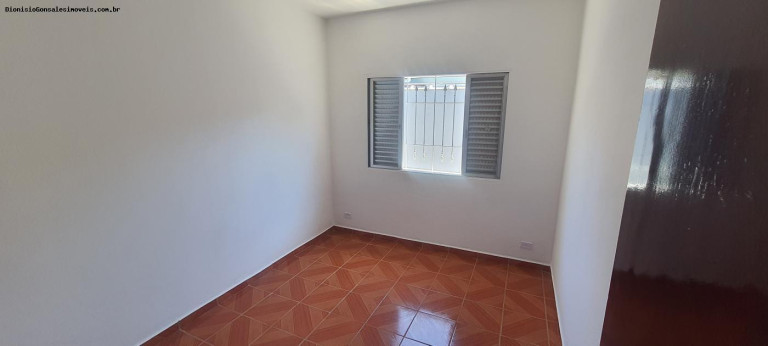 Imagem Casa com 3 Quartos à Venda, 127 m² em Centro - Peruíbe