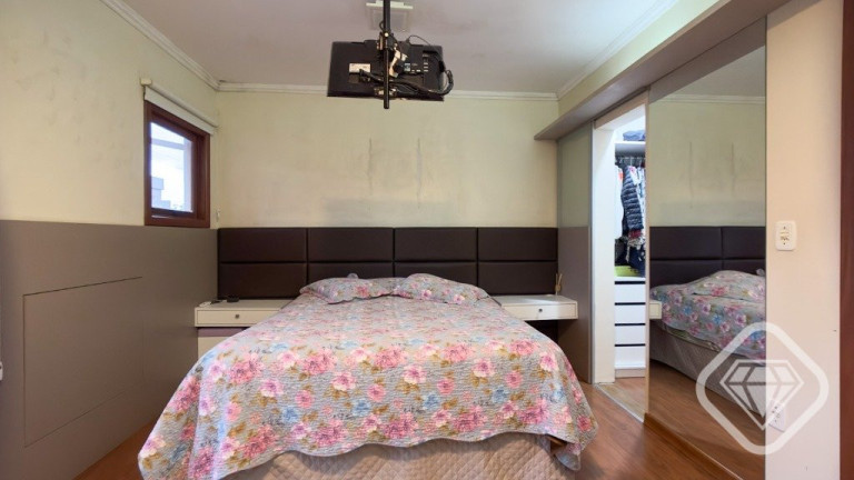 Imagem Casa com 3 Quartos à Venda, 153 m² em Jardins Do Prado - Porto Alegre Imagem Casa com 3 Quartos à Venda, 153 m² em Jardins Do Prado - Porto Alegre