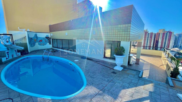 Imagem Cobertura com 3 Quartos à Venda, 240 m² em Kobrasol - São José