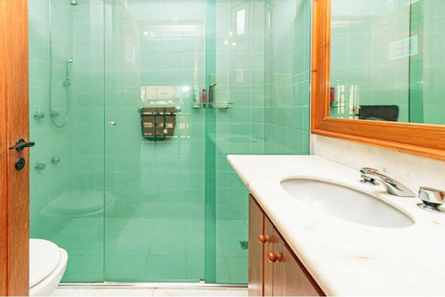 Imagem Cobertura com 3 Quartos à Venda, 290 m² em Moinhos De Vento - Porto Alegre Imagem Cobertura com 3 Quartos à Venda, 290 m² em Moinhos De Vento - Porto Alegre