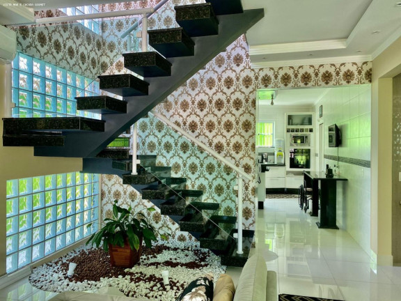 Imagem Casa com 5 Quartos à Venda, 280 m² em Solemar - Praia Grande